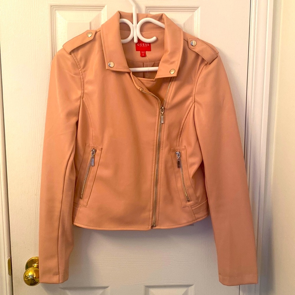 Bomper leather nude jacket al zip-up closure, long sleeves with zip up pockets
